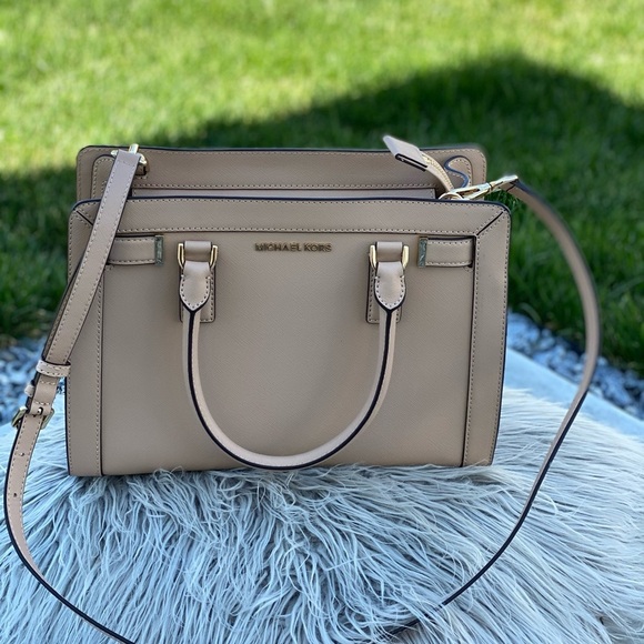 NWT Michael Kors Bag - Picture 8 of 12